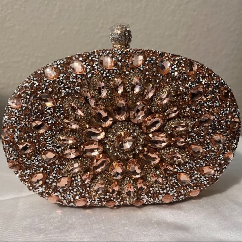 💎 Jewel Encrusted Purse 💎 - Picture 6 of 7